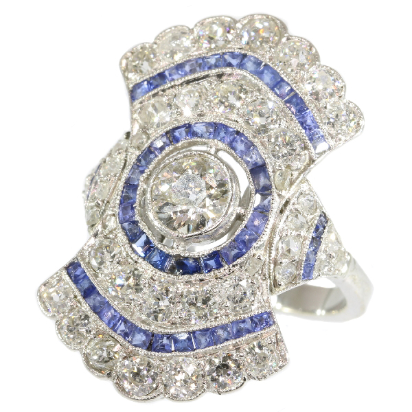 Radiating diamond and sapphire Art Deco ring